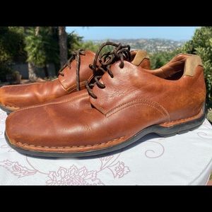 Cole Haan Brown leather oxford COMFORTABLE!